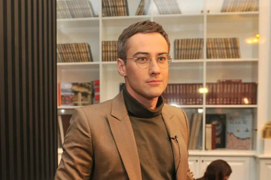 Оправившийся после недомогания Шепелев вышел из тени