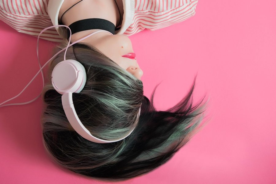 Психолог Овчаренко объяснила пользу засевших в голове мелодий для ментального здоровья