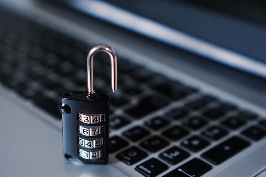 Рассчитывать на родителей недостаточно: Милонов высказал свое мнение о новой концепции информационной безопасности детей