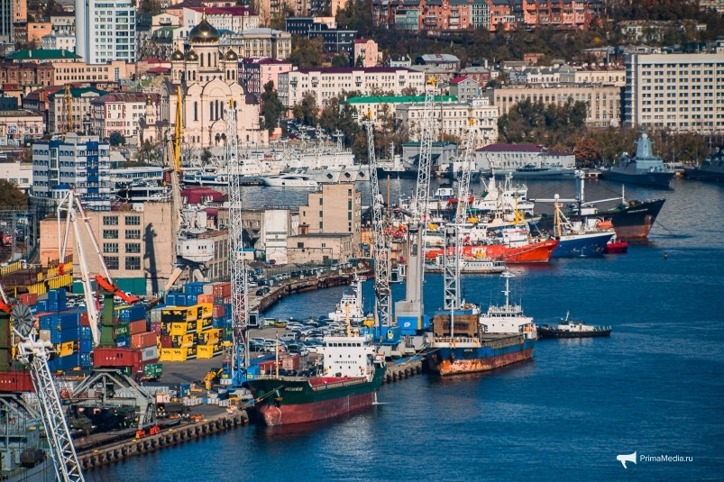 Росморпорт планирует углубить 8 причалов в акватории Владивостока