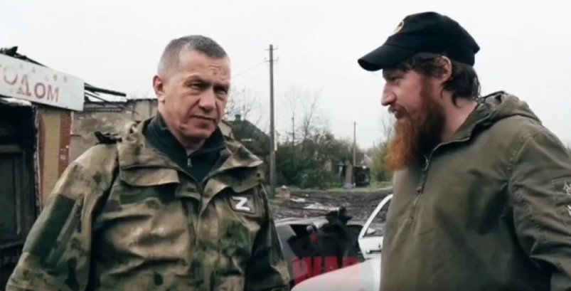 “Сидеть в Москве в мягких креслах – не по-честному” – Трутнев объяснил визиты в зону СВО