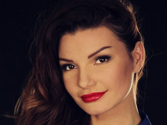 Солистка рок-группы Che Виктория Черенцова обвинила Аллу Пугачеву в разрушении карьеры