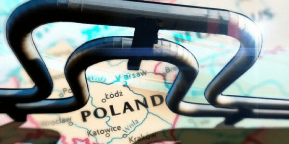 Борьба Польши с «СП-2» — борьба с ветряными мельницами. Ей в любом случае придётся покупать газ у «Газпрома» и после 2022 года