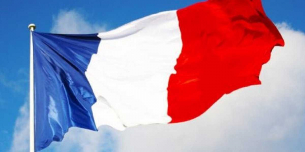 Франция: «Мы наш, мы новый мир построим»… но это не точно