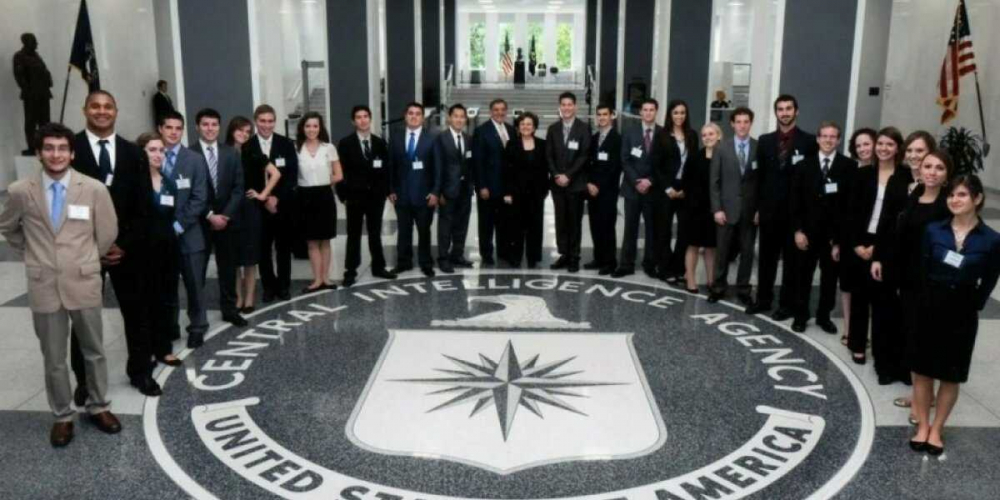 Глава ЦРУ США продемонстрировал «некомпетентность» вверенного ему ведомства