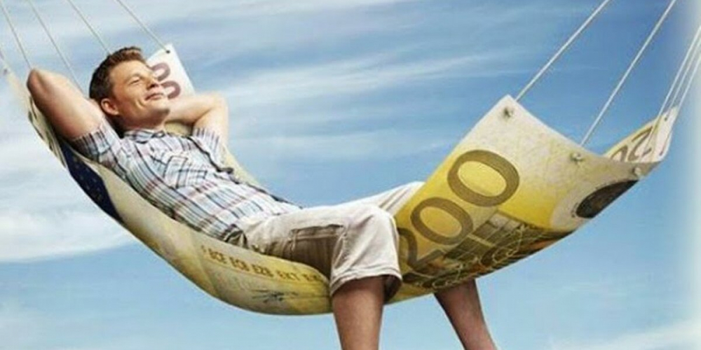 Хотел разбогатеть, а в итоге потерял все деньги. Как не попасть на удочку мошенников-трейдеров