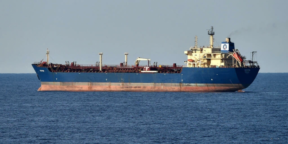 Иран «конфискует» в 2 раза больше нефти с греческих танкеров, чем забрали у него Афины с российского танкера