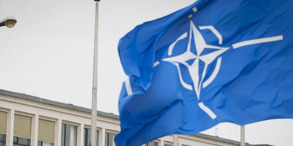 Эксперт указал на признаки подготовки НАТО к военному противостоянию с Россией