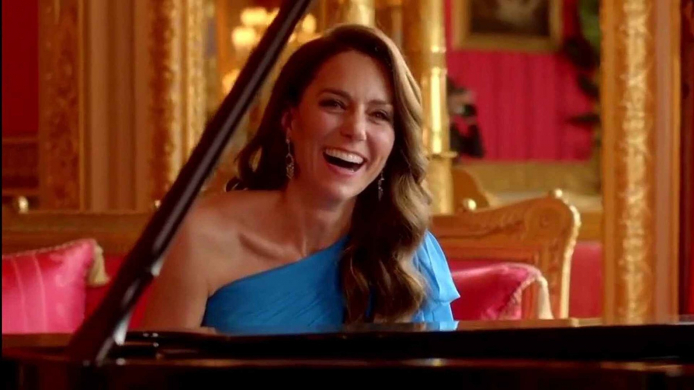 Кейт Миддлтон уличили в симуляции игры на рояле в финале конкурса «Евровидение-2023»
