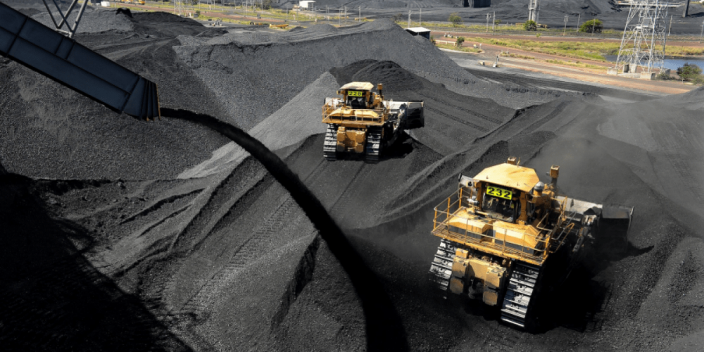 Китай громко отказался от угля Австралии, а возобновил импорт тихо