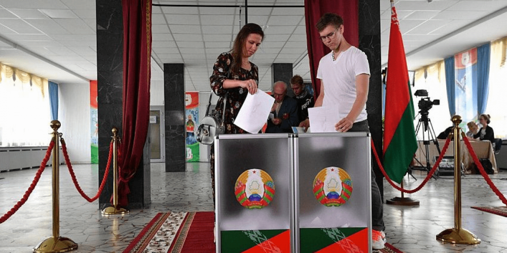 Лукашенко допустил проведение досрочных выборов президента