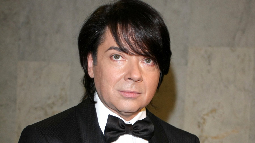 Максим Галкин выразил соболезнования после смерти близкого друга своей семьи Валентина Юдашкина