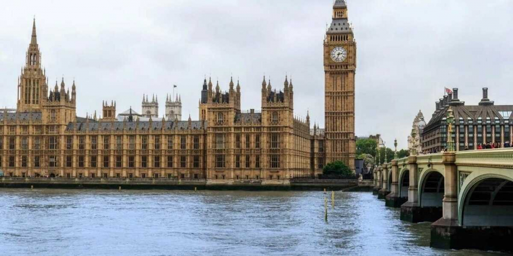 Последняя капля: «Кинжалы» поразят три цели в Лондоне после прибытия британских солдат на Украину