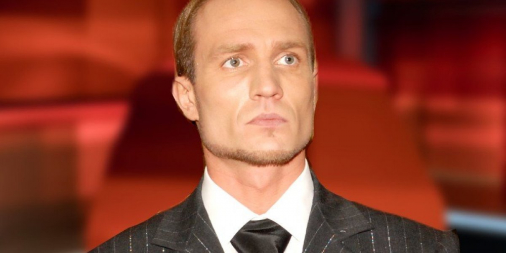 Роман Костомаров сегодня 15.05.2023: Авербух поддерживает деньгами семью Романа, врачи заявили в РФ нет нужных протезов — последние новости о состоянии здоровья фигуриста, новости сейчас 15 мая фото и видео