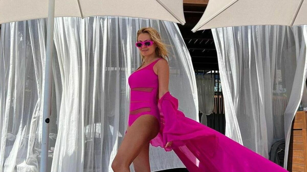 Рудковская в розовом купальнике блеснула подтянутым телом на Мальдивах
