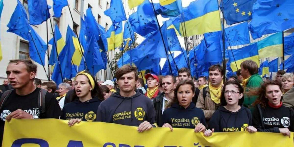 Украина ещё не вступила в ЕС, а уже в Европе начались проблемы