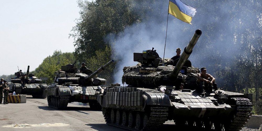 Военкор Коц: танковая колонна ВСУ движется к границе России