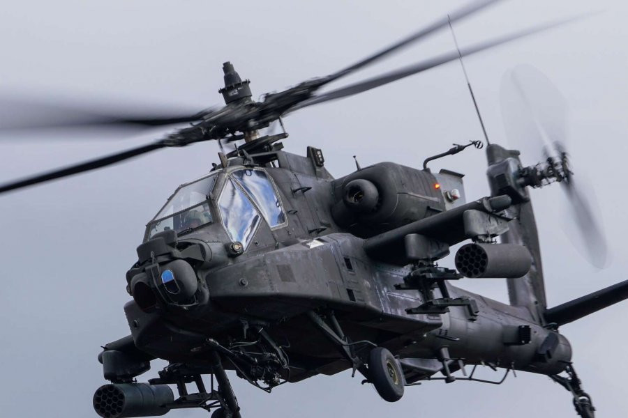 В Британии заявили, что Украина в ближайшее время не получит вертолеты Apache
