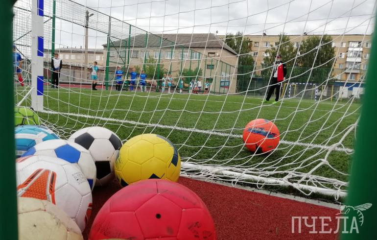 В челябинских дворах начали проводить бесплатные тренировки для детей