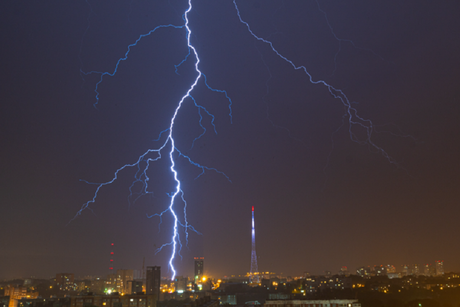 В Санкт-Петербурге синоптики прогнозируют грозы