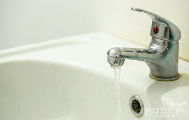 Вода из-под крана в Челябинске изменит свой цвет
