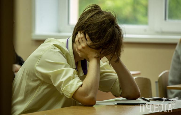 Заступаться ли родителям, если ребёнка травят в школе, рассказала психолог