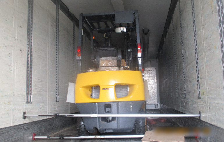 Челябинские таможенники пресекли вывоз из страны четырёх погрузчиков