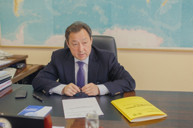 Экс-ректору МГУ Невельского и его сыну дали условные сроки и взыскали 340 млн рублей