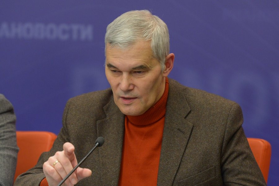 Эксперт Сивков: Группировка предателей в Москве осталась и ждет нового мятежа