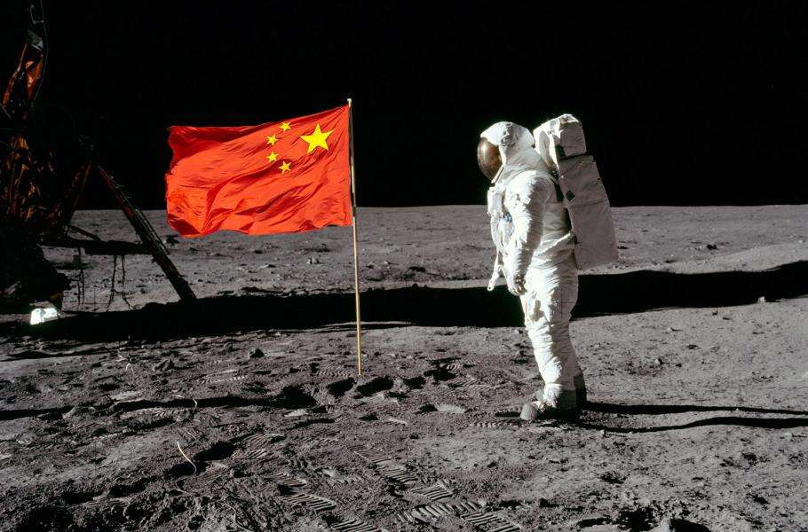 Китайские астронавты ступят на поверхность Луны к 2030 году