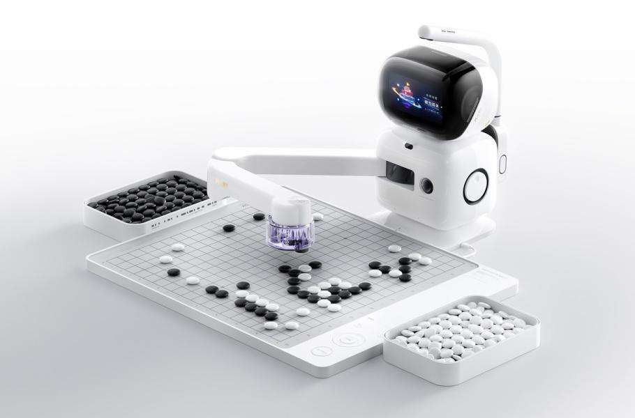 Китайские разработчики представили робота для игры в настольную игру Го