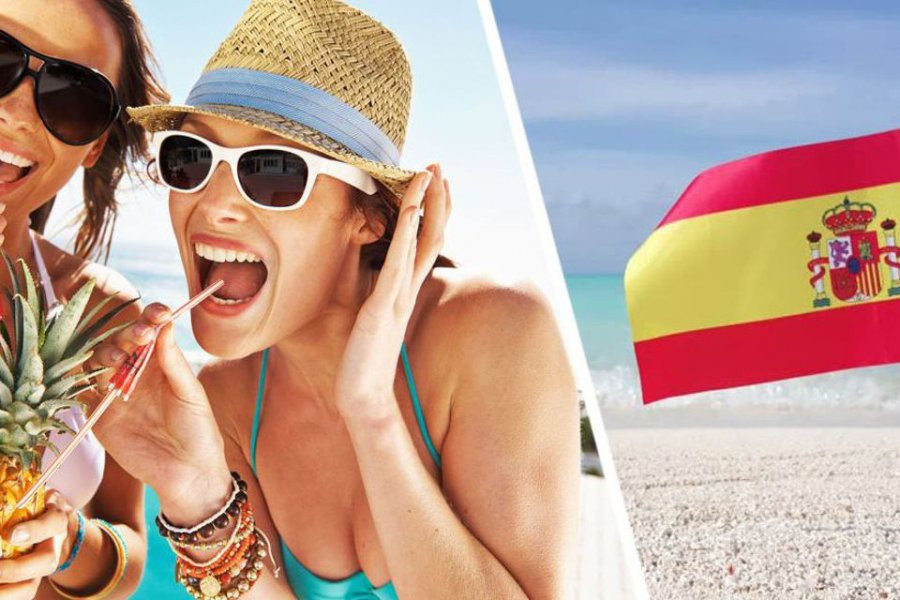 «Радио Sputnik»: в странах ЕС хотят, но не могут жить без туристов из РФ