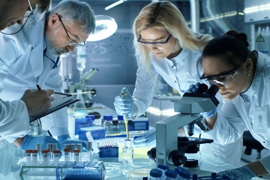 Российские ученые нашли объяснение, почему одни люди болеют чаще, чем другие