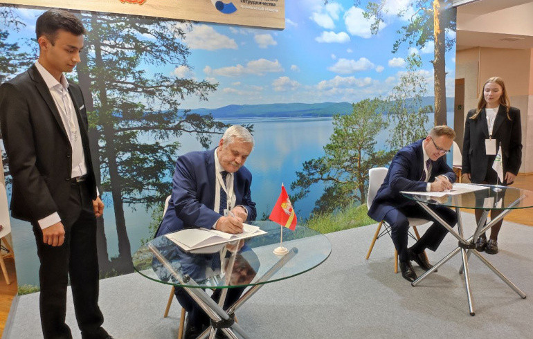 Сбербанк и Минэкологии Челябинской области подписали соглашение о сотрудничестве