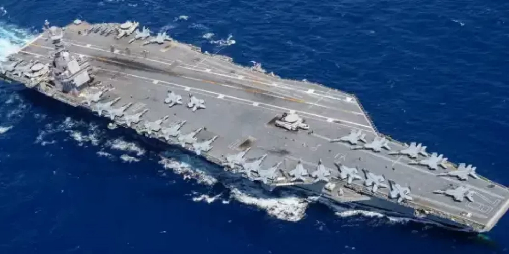 «Американцы в панике» — Авианосец США таинственно исчез у берегов России