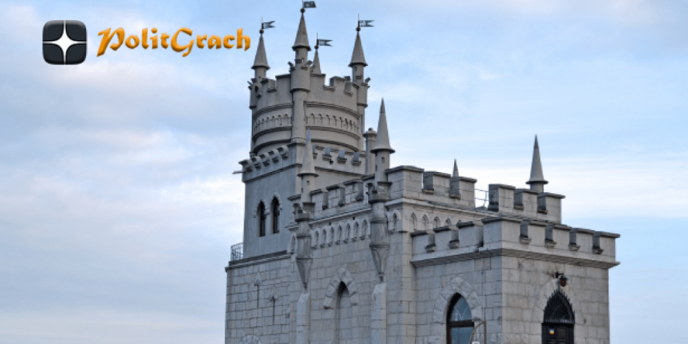 «Армия должна делать свою работу». Бывший глава МВД Украины считает, что у страны есть военный план по возврату Крыма