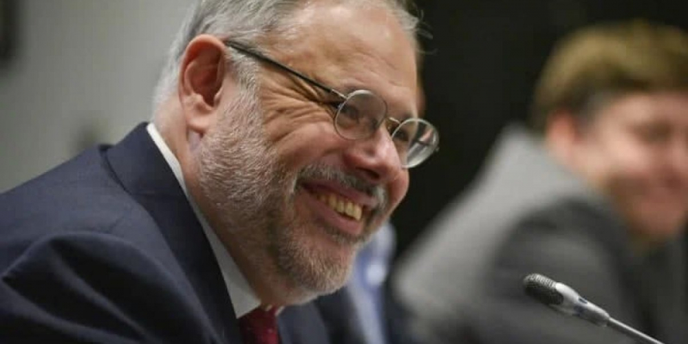 Хазин рассказал, как сократить число либералов в российской элите