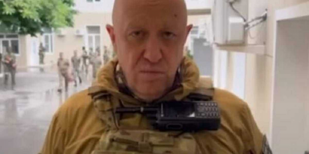 МИ-6 кричит, что Пригожин с 40 000 бойцами собирается на Киев. В чем хитрость?