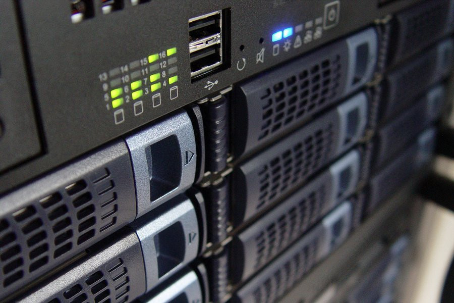 Важные факторы, которые следует учитывать при выборе веб-хостинга