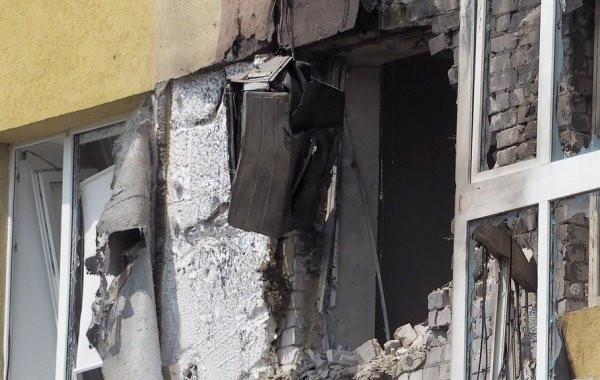 Взрыв произошел в Воронеже после попадания БПЛА в многоэтажку: в сеть попало видео