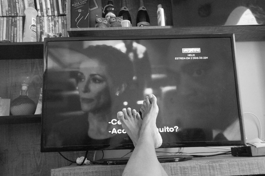 Xiaomi выпустила недорогой телевизор EA43: первым покупателям скидка 50%