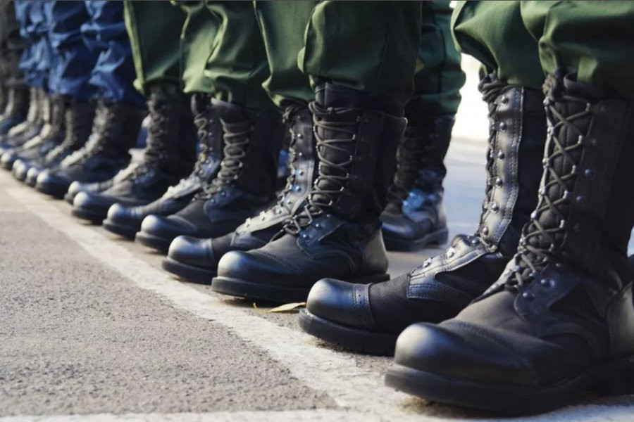 Жителям Санкт-Петербурга приходят СМС-уведомления о необходимости явиться в военкомат