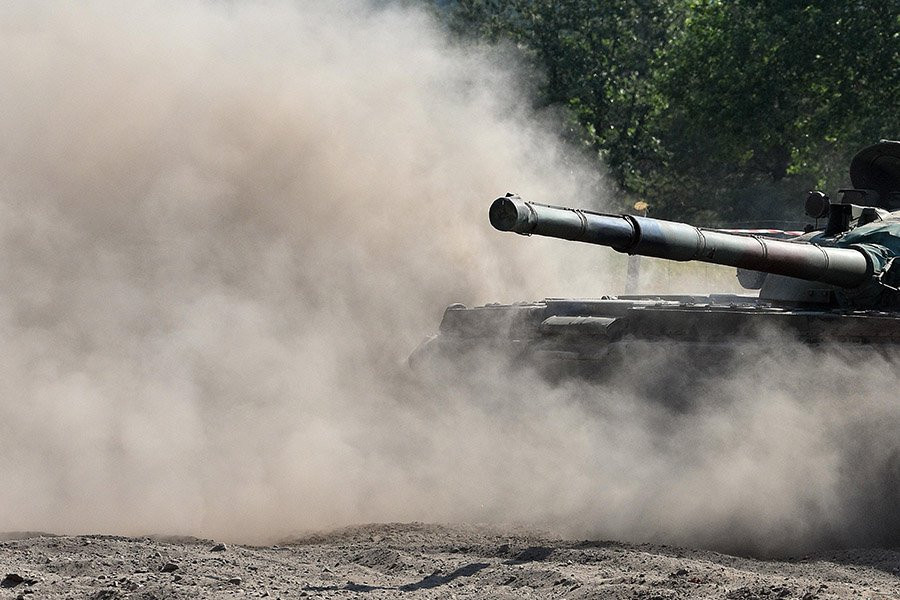 Группировка "Юг" применила танки "Армата" в боевых действиях