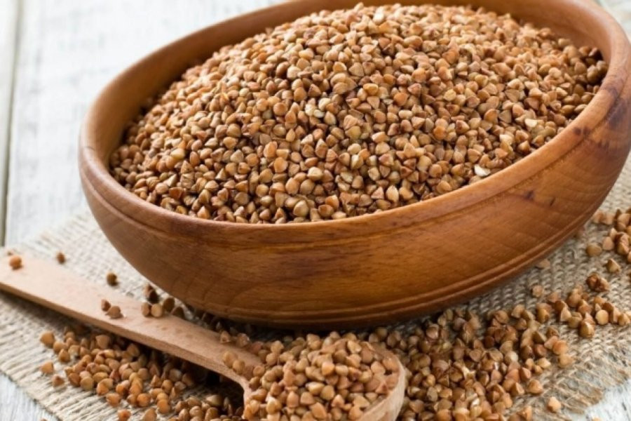 Эксперты РФ объяснили, почему цены на гречку и алкоголь продолжают расти