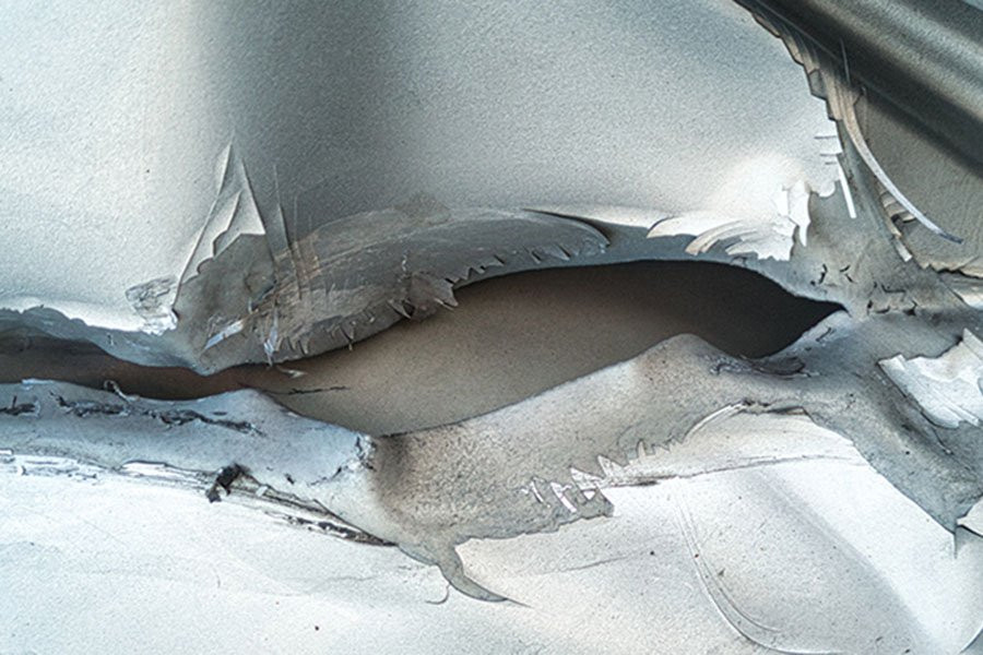 Nature: треснувший кусок металла самовосстановился в ходе эксперимента