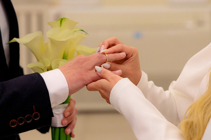 Небывалый наплыв в ЗАГСы ожидается в День семьи, любви и верности во Владивостоке