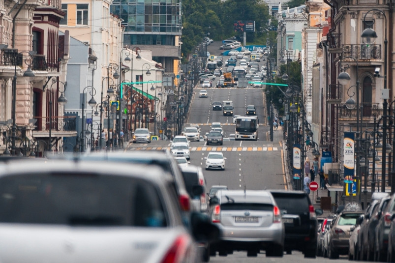 Поток китайских машин хлынул в Россию – почему так трудно к ним купить запчасти