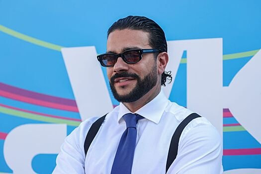 Шоу-бизнес за неделю: жизнь Земфиры* в эмиграции, смерть звезды «Улиц разбитых фонарей» и уход со сцены Тимати