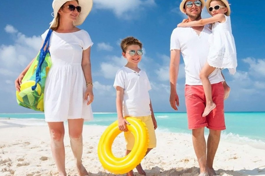 «Суточно.ру»: лучшими курортами для семейного отдыха россияне назвали Евпаторию, Зеленоградск и Сочи