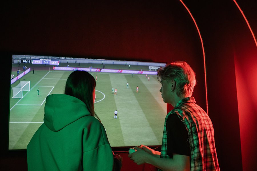 Тech Сrunch: Telly начала поставки бесплатных телевизоров подписчикам